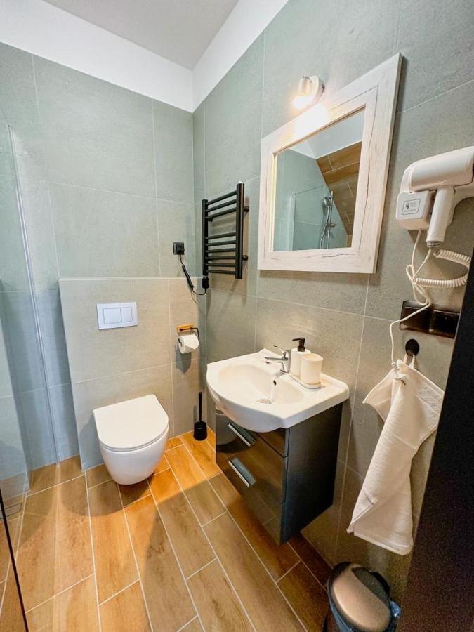 Hotel Czerwone Korale Cielimowo エクステリア 写真