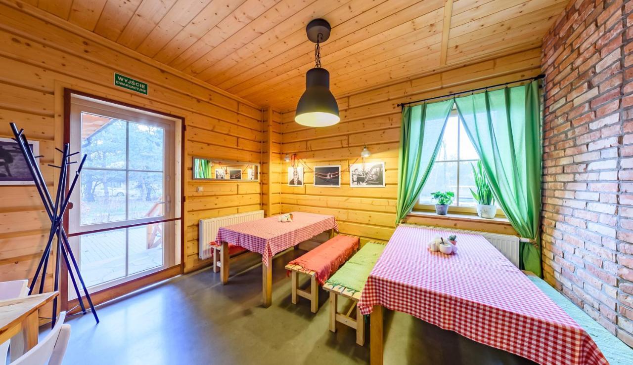 Hotel Czerwone Korale Cielimowo エクステリア 写真